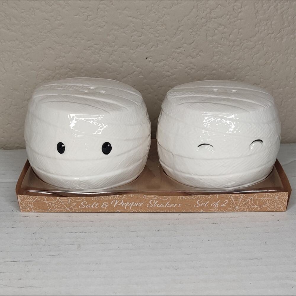 Strawberry Street Halloween Mummy Salt & Pepper Shaker Set Funny Face